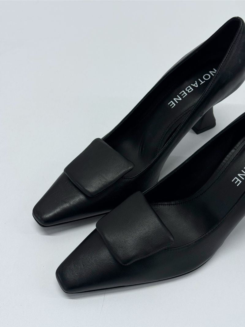 Black leather pumps, size 39.5