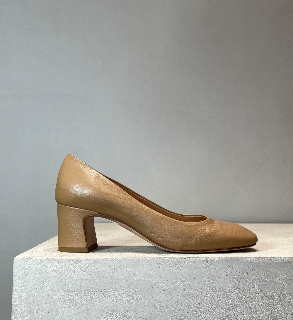 Sample, pumps, beige læder, str. 37