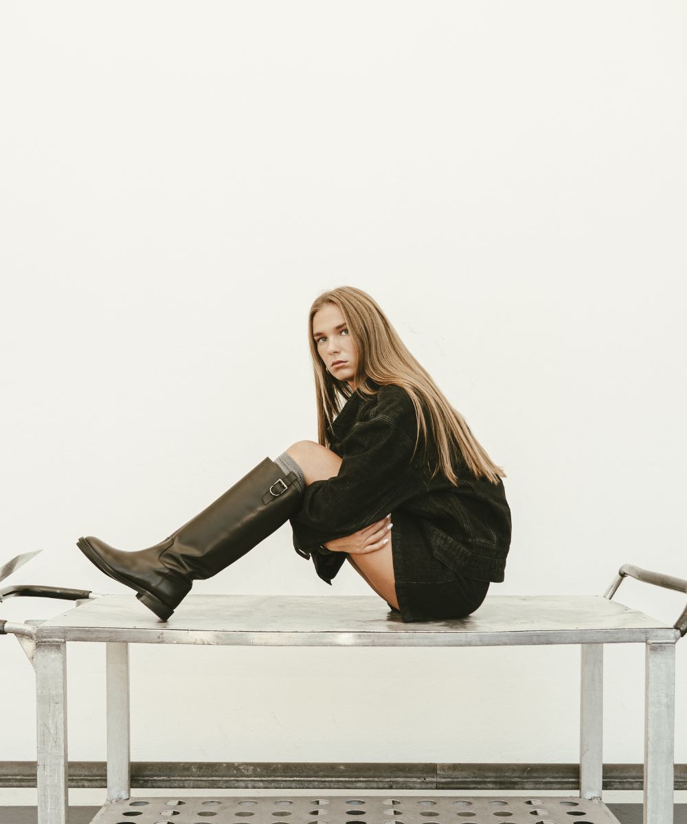 Andora boots, dark brown leather