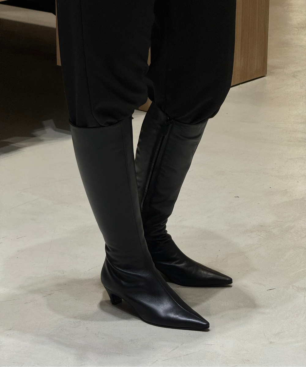 Brenda 45 boots, black leather