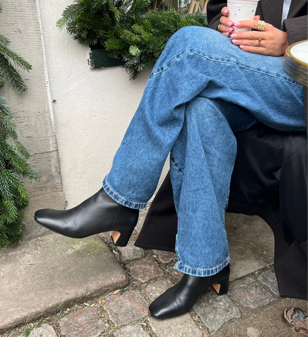 Alex 55 boots, black leather