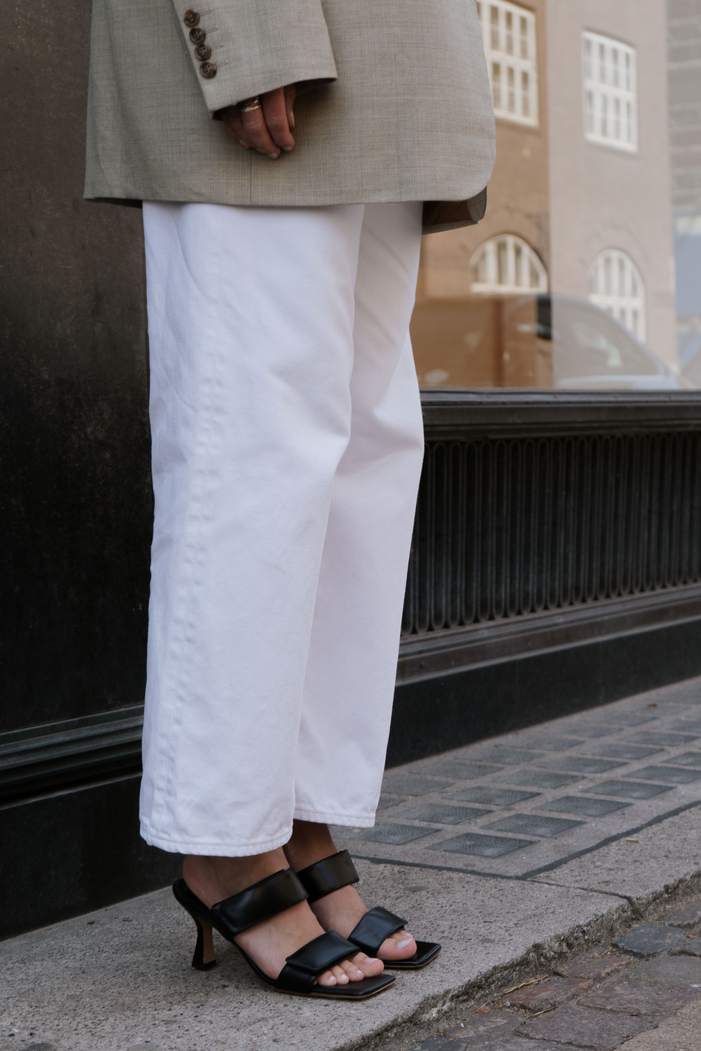 Ilina 70 sandals, black leather