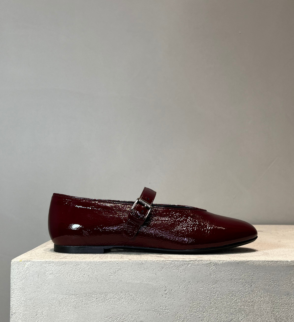 Sample, ballerina , bordeaux lak, str. 37