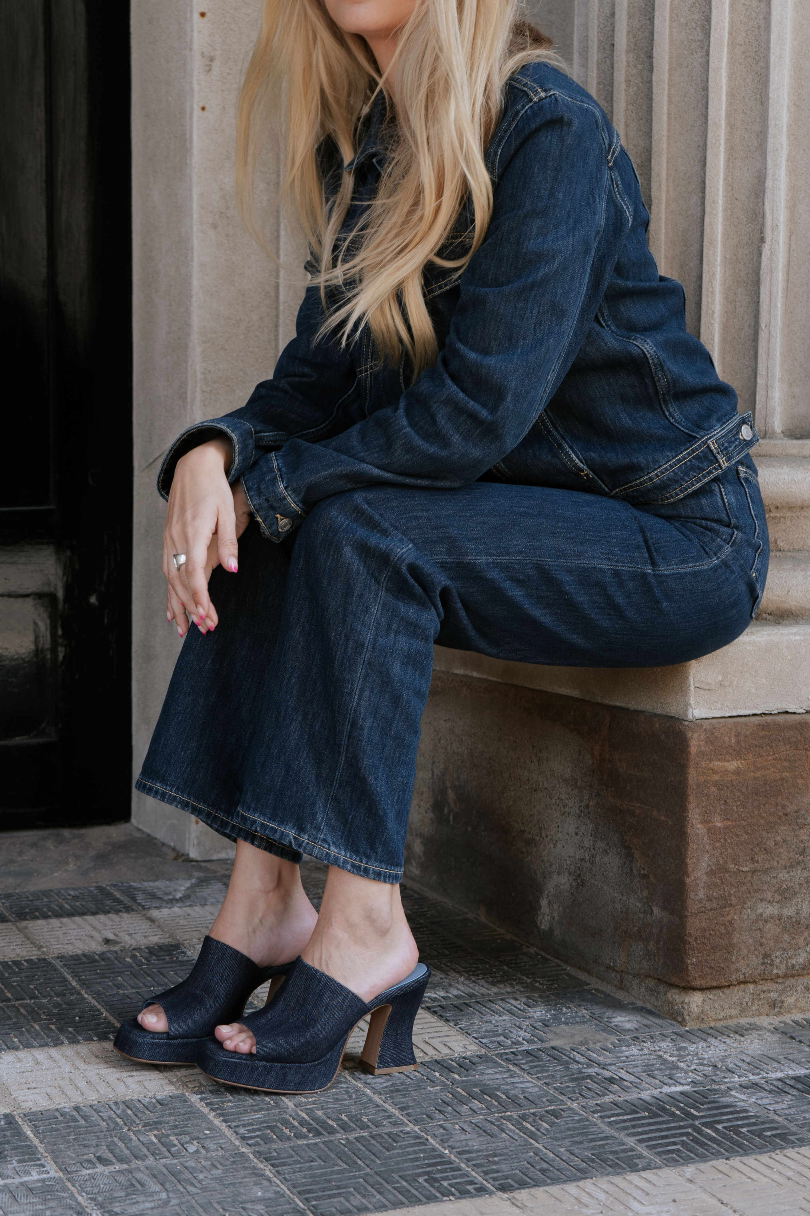 Amara plateau sandals, denim