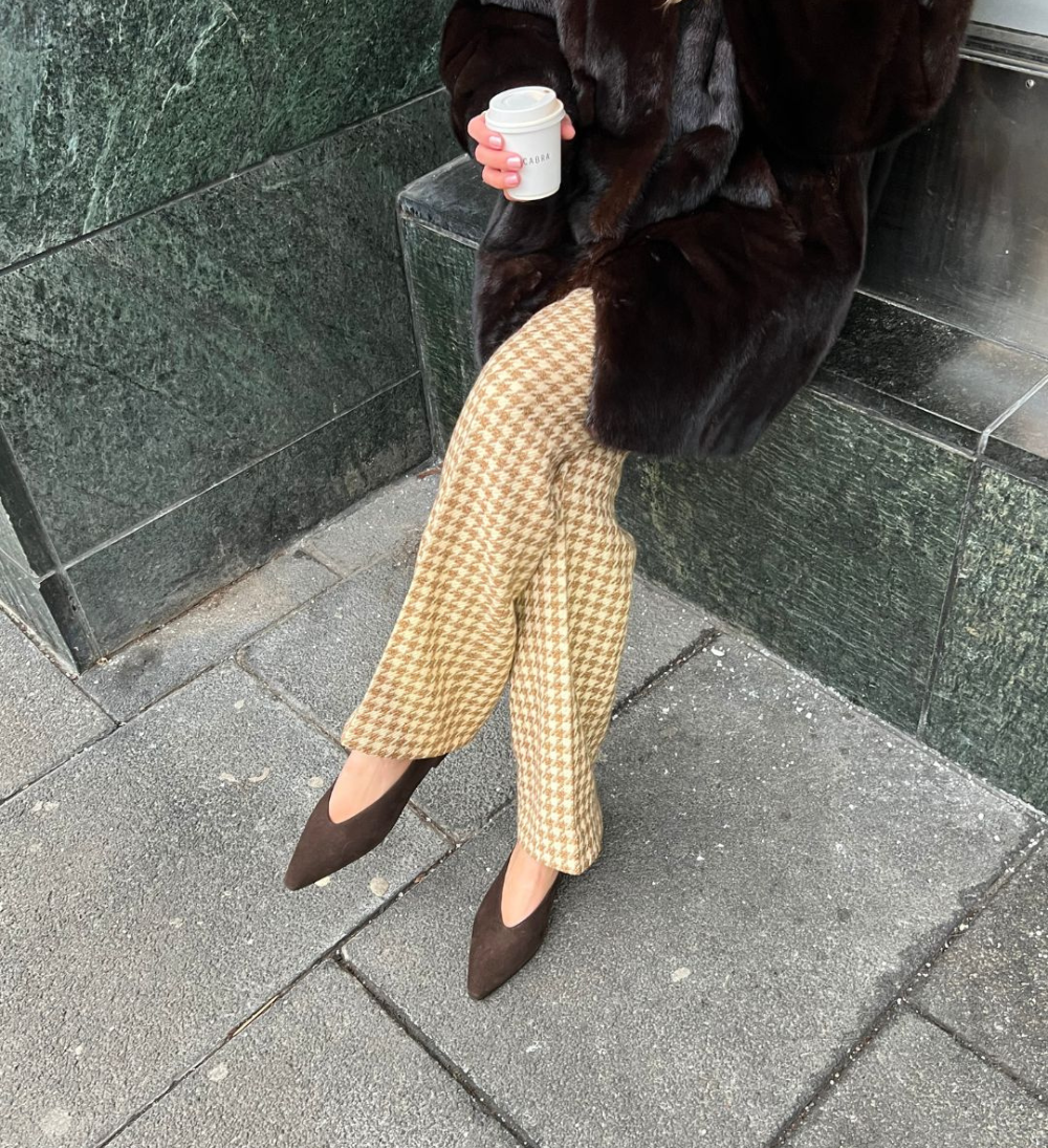 Ginevra ballerina, dark brown suede