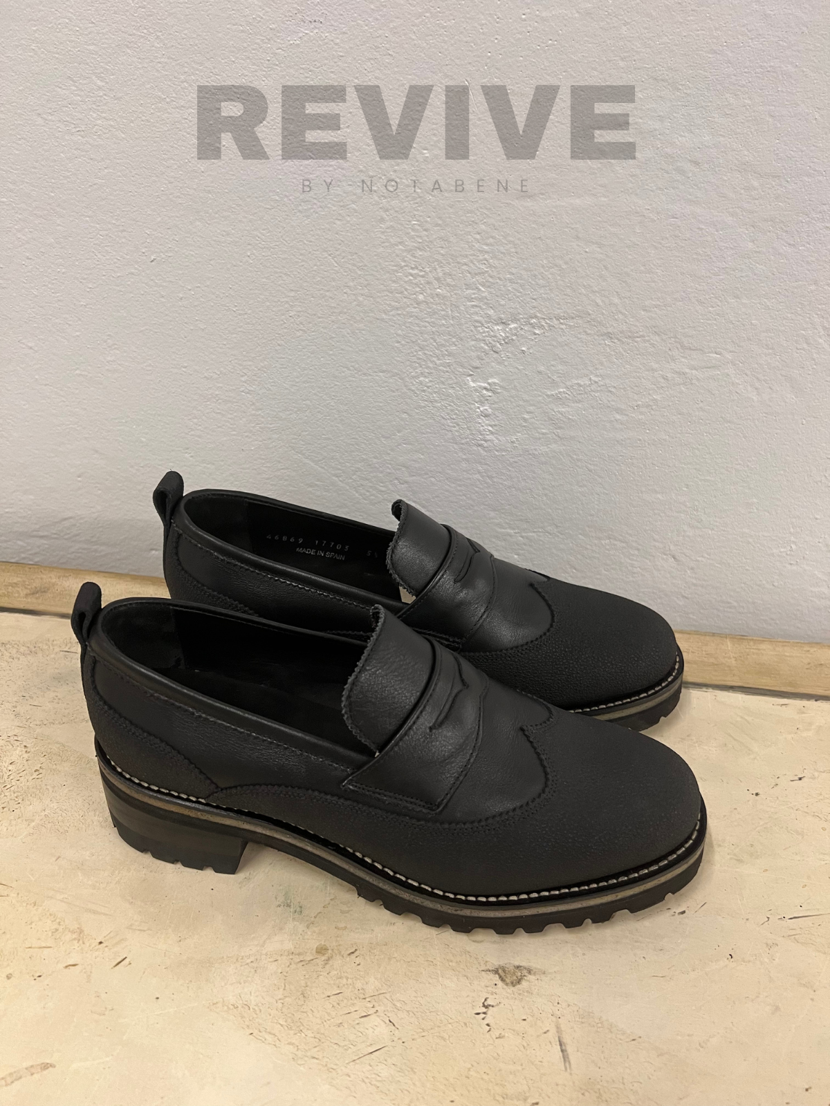 Black chunky loafers, size 38.5