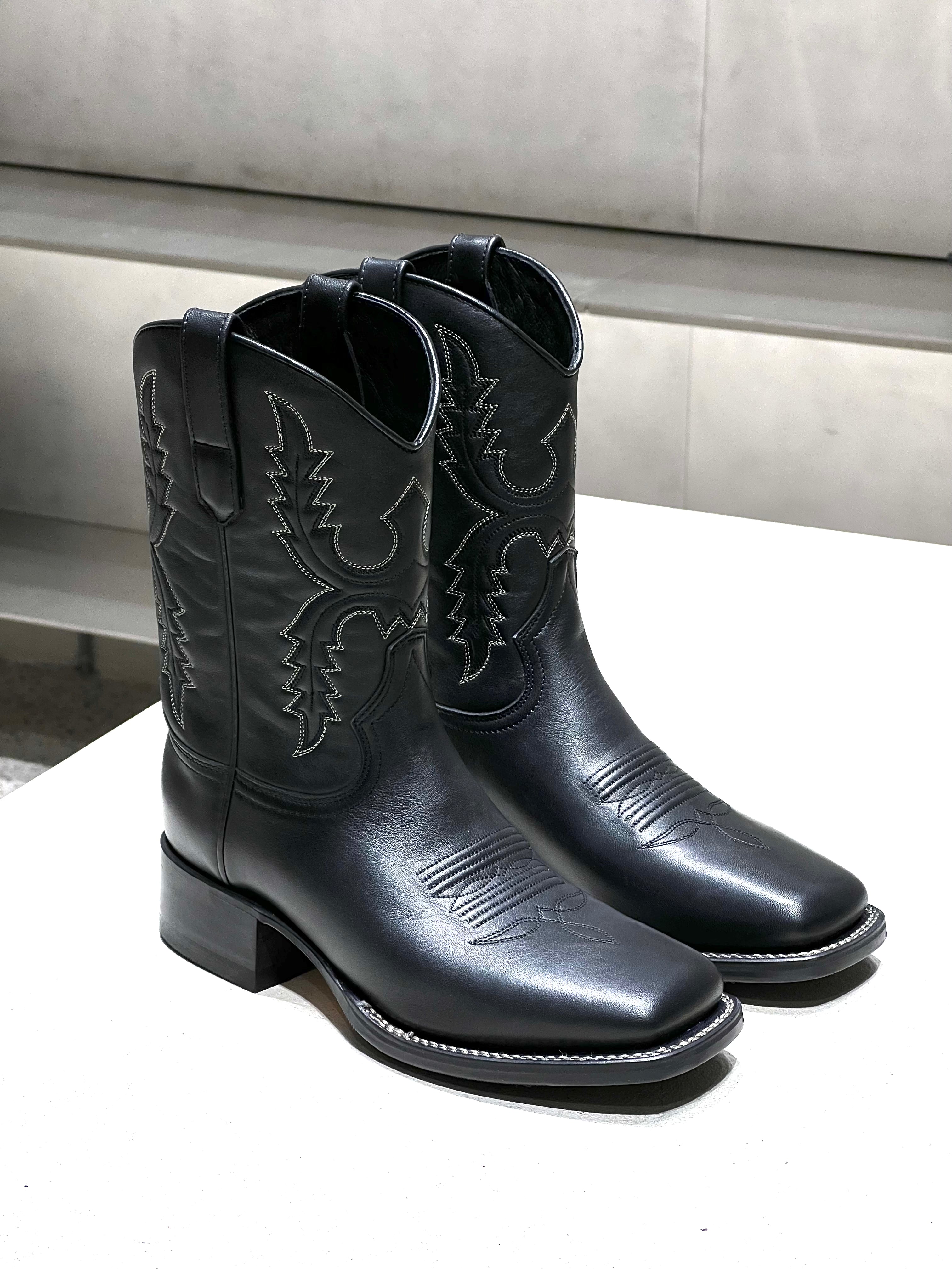 Draco boots, black leather