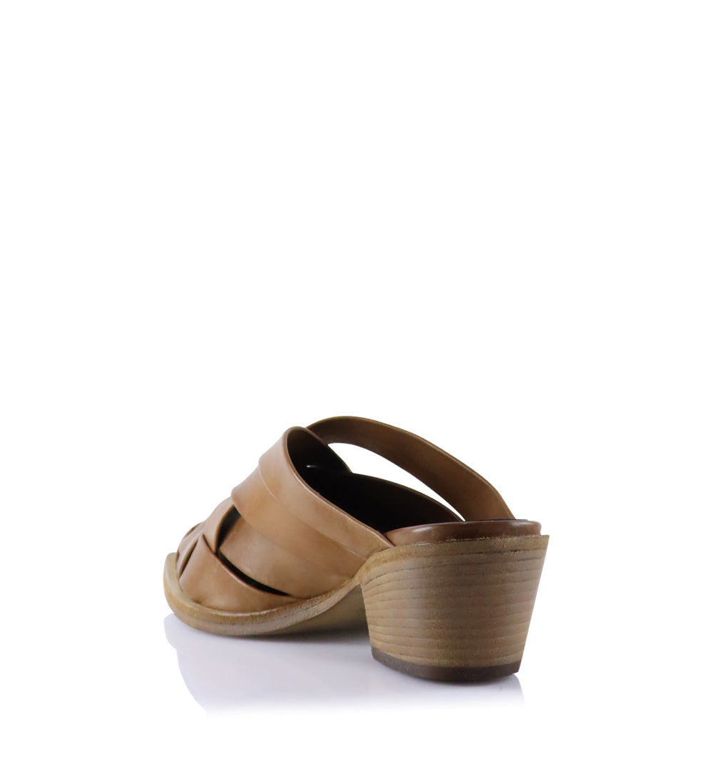 Luana sandals, light brown leather
