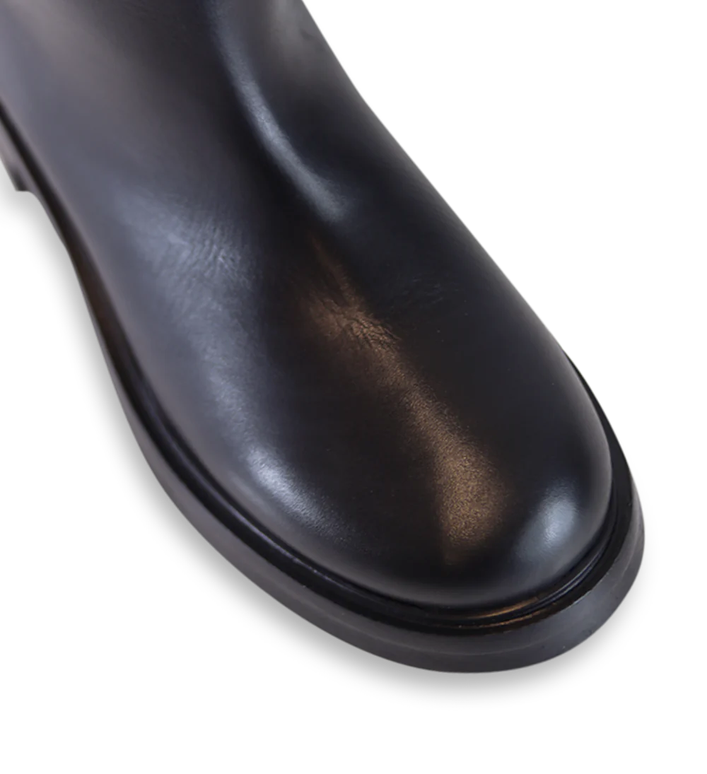 Alva II boots, black leather