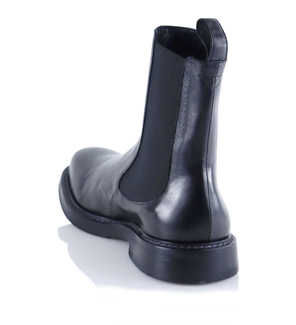Roman Chelsea Boots, Black Leather