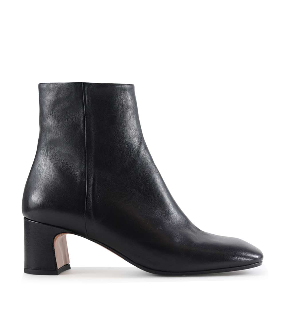 Alex 55 boots, black leather