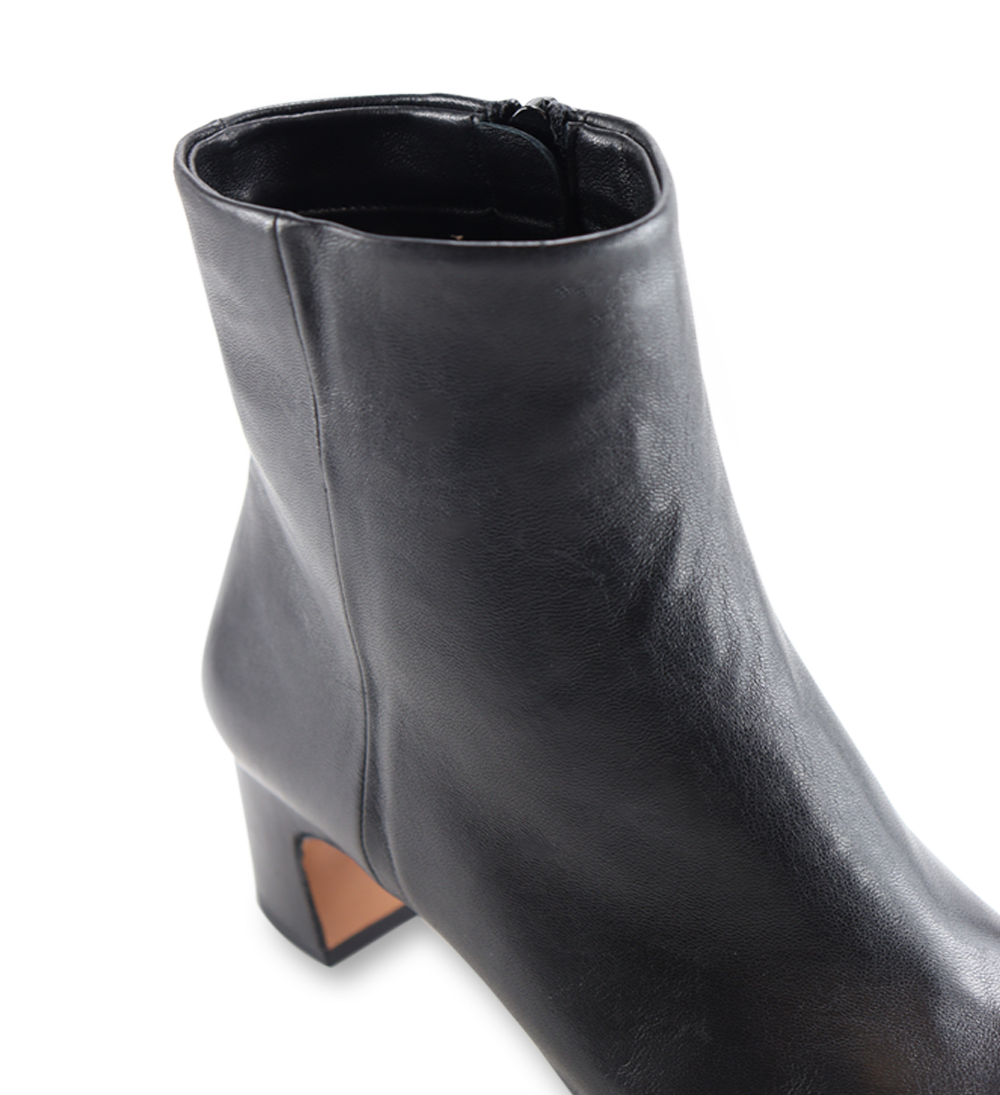 Alex 55 boots, black leather