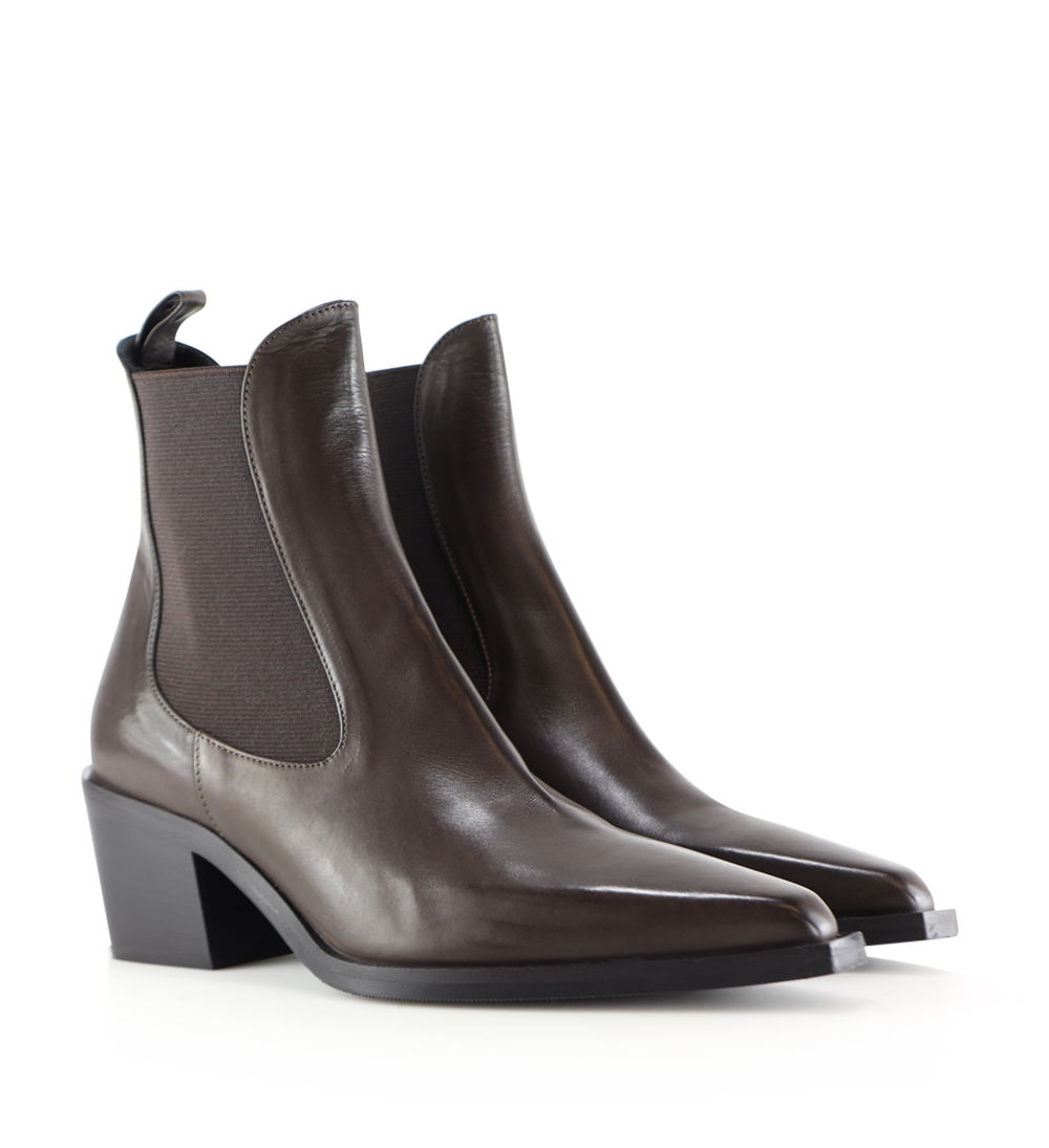 Luna boots, brown leather