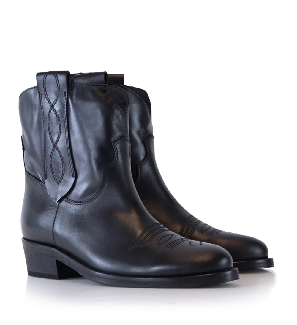 Anne boots, black leather