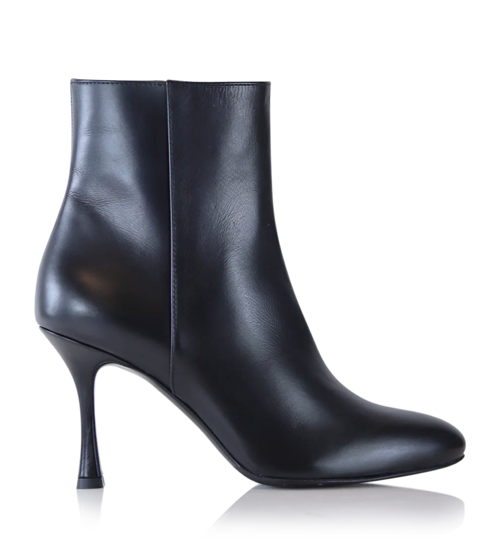 Dagmar, Black Leather, Boots