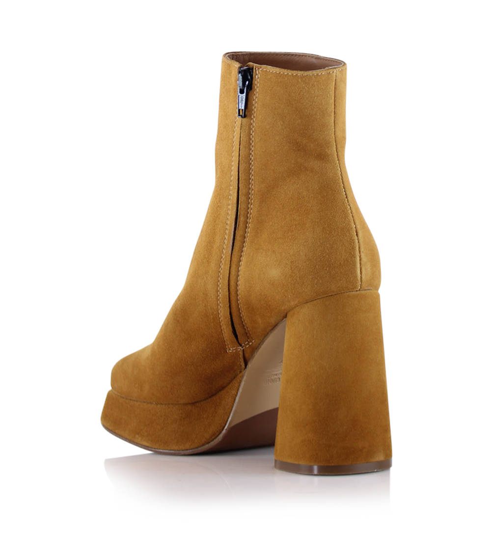 Henny 100 boots, brown suede