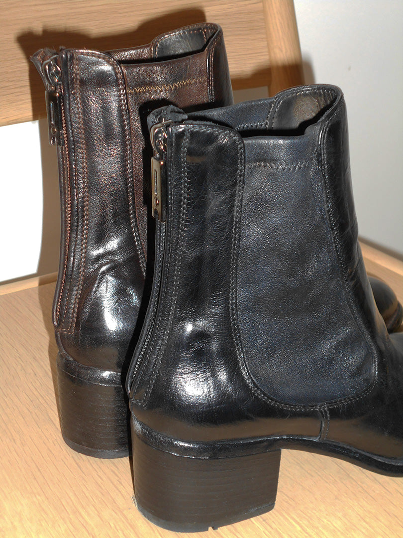 Norma chelsea boots, black leather