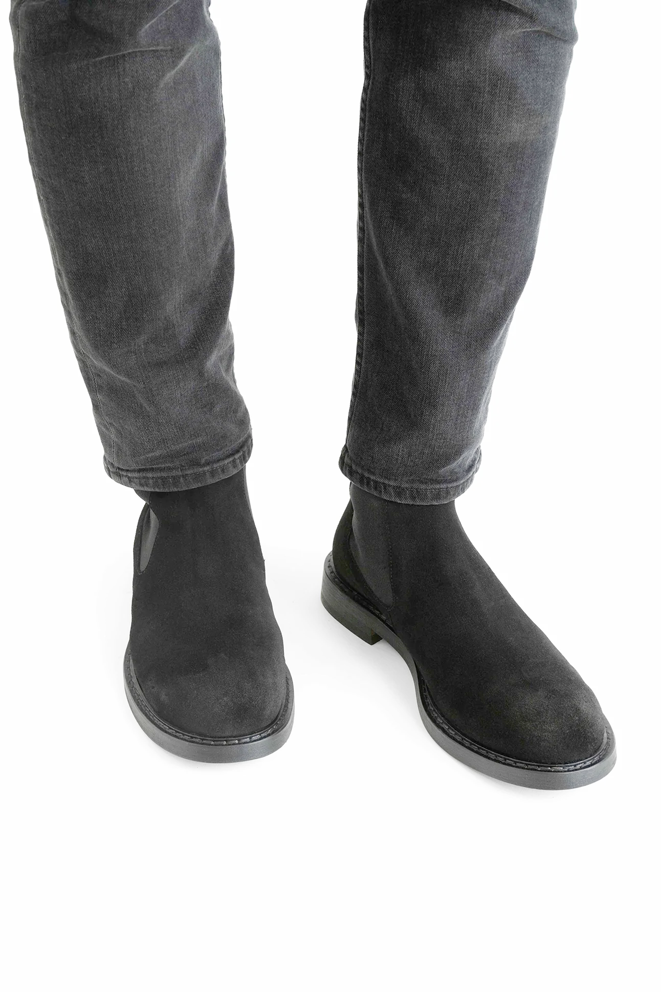 Manual Chelsea Boots, Black Suede