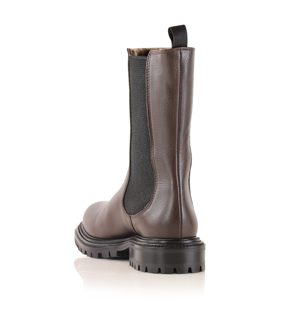 Frigg fur boots, brown leather