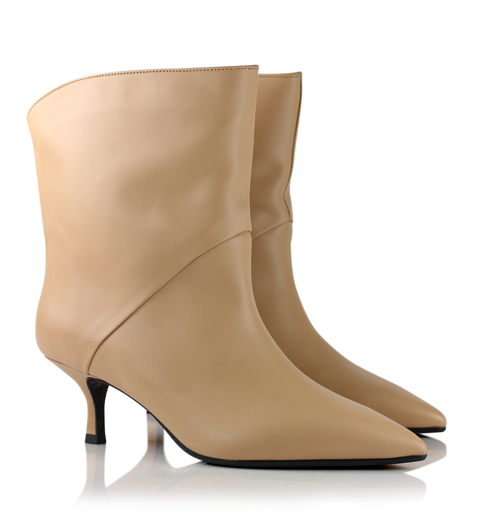 Hilda boots, beige leather