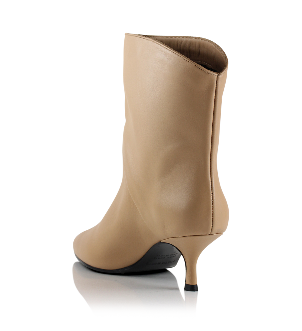 Hilda boots, beige leather