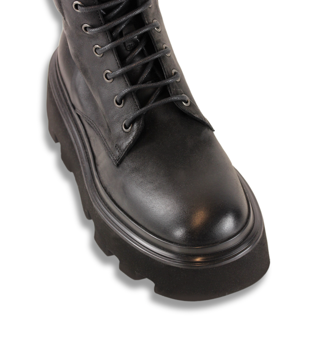Magle boots, black leather