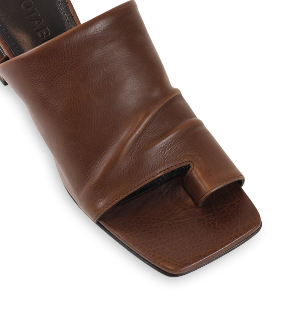 Ariana II sandals, brown leather