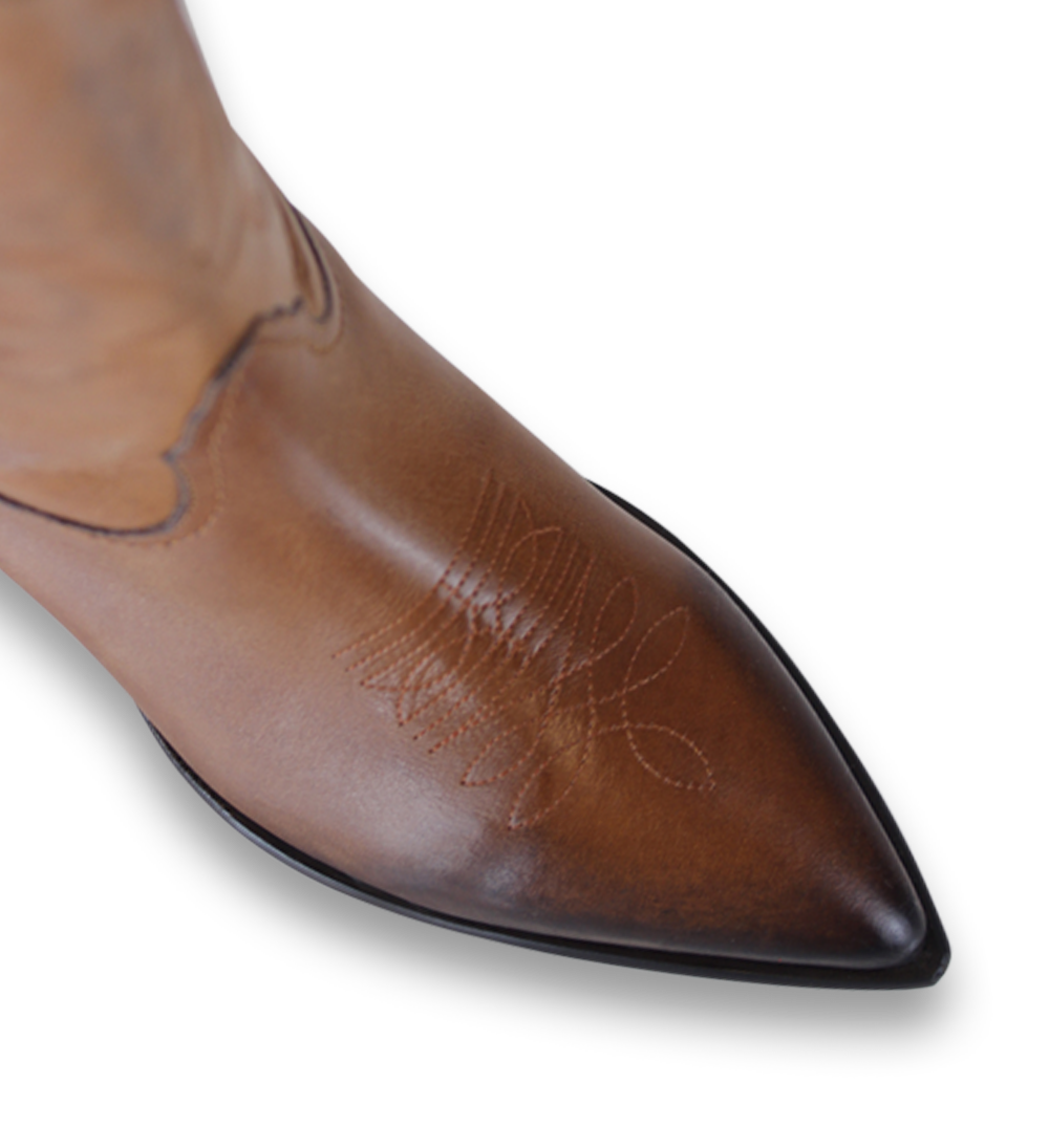 Dorothea cowboy boots, brown leather