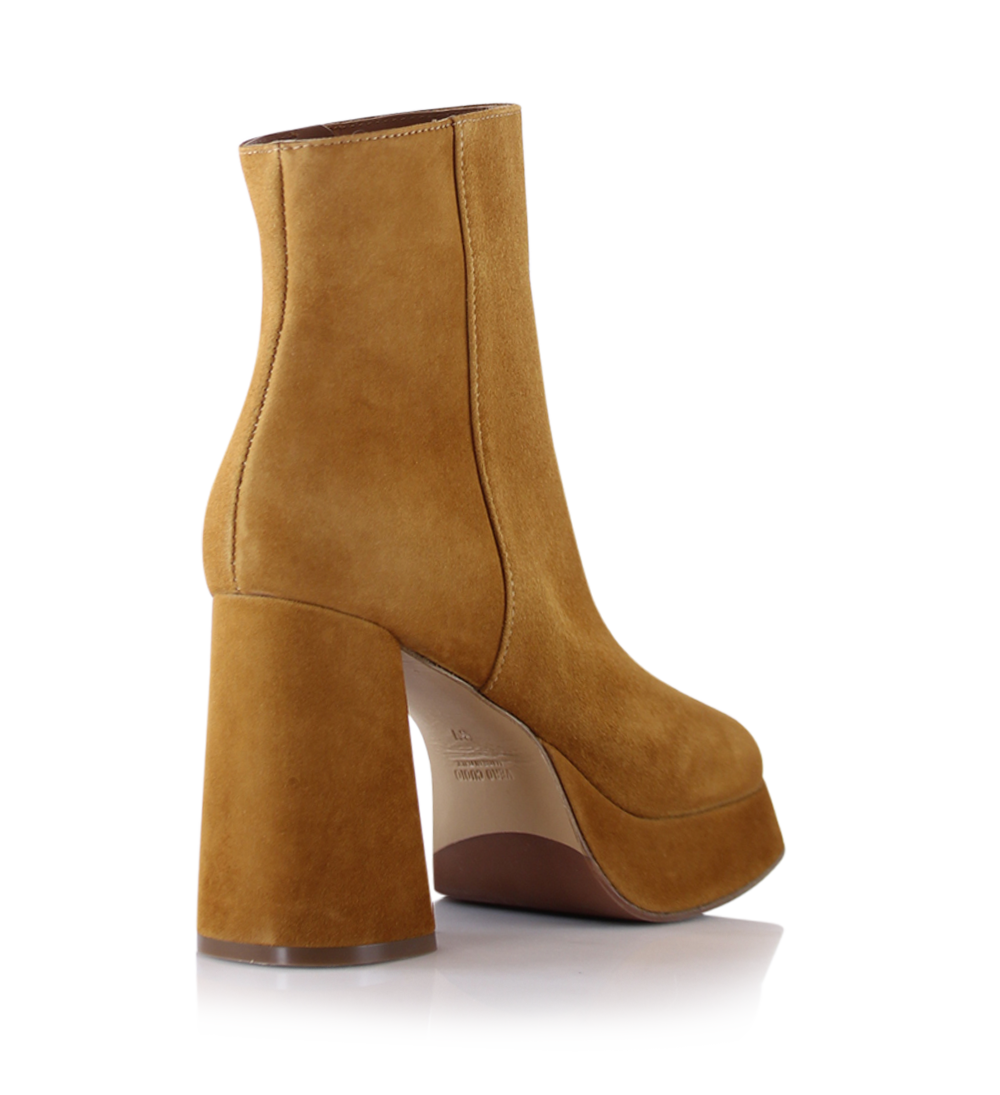 Henny 100 boots, brown suede