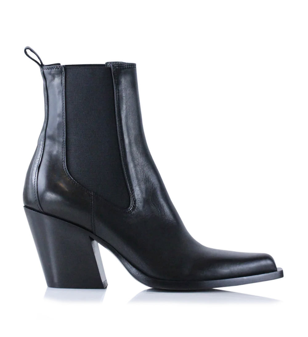 Lulu boots, black leather