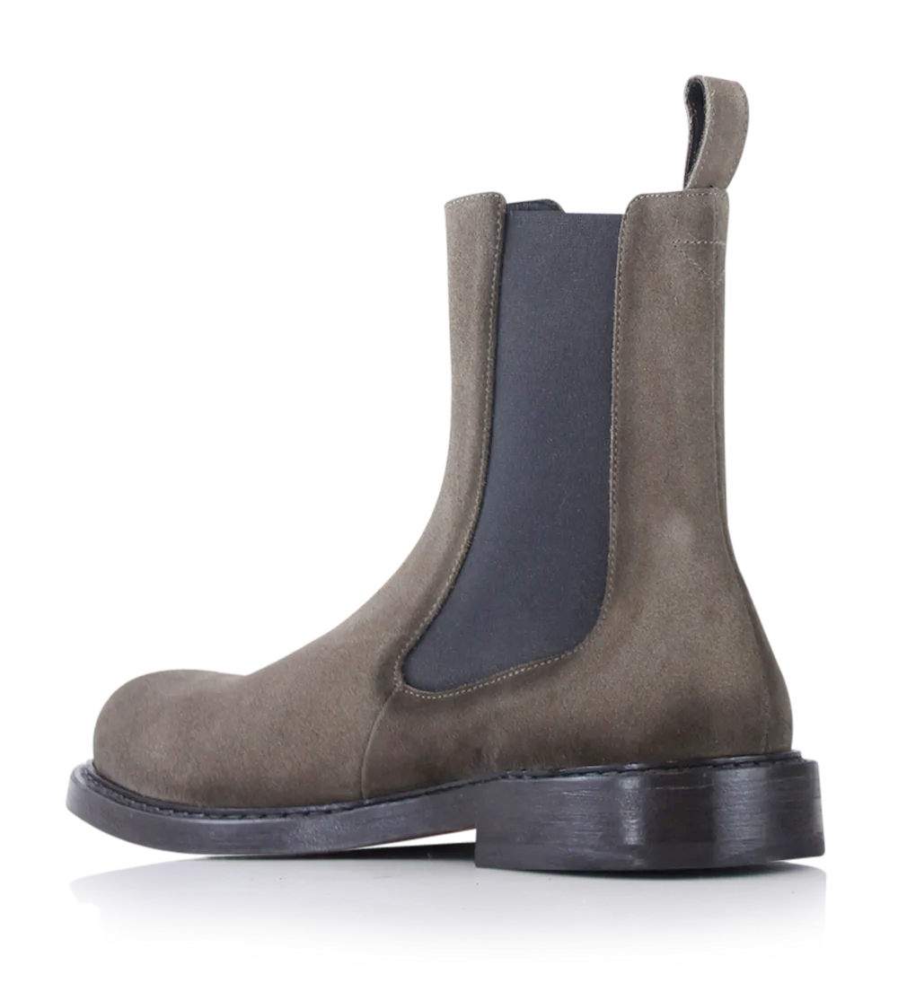 Manuel Chelsea Boots, Camel Suede