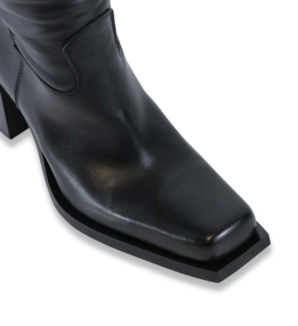 Milly boots, black leather