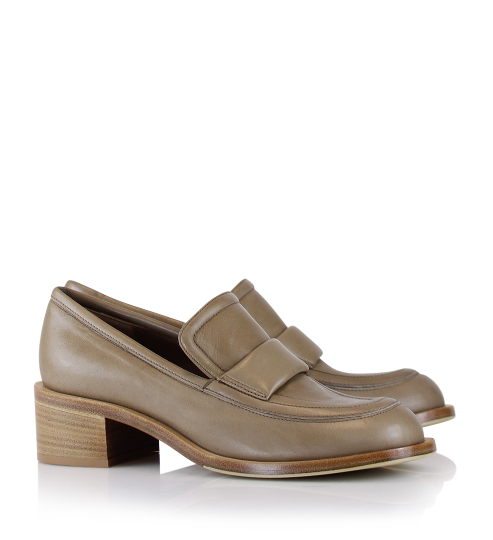 Vera loafers, nude leather