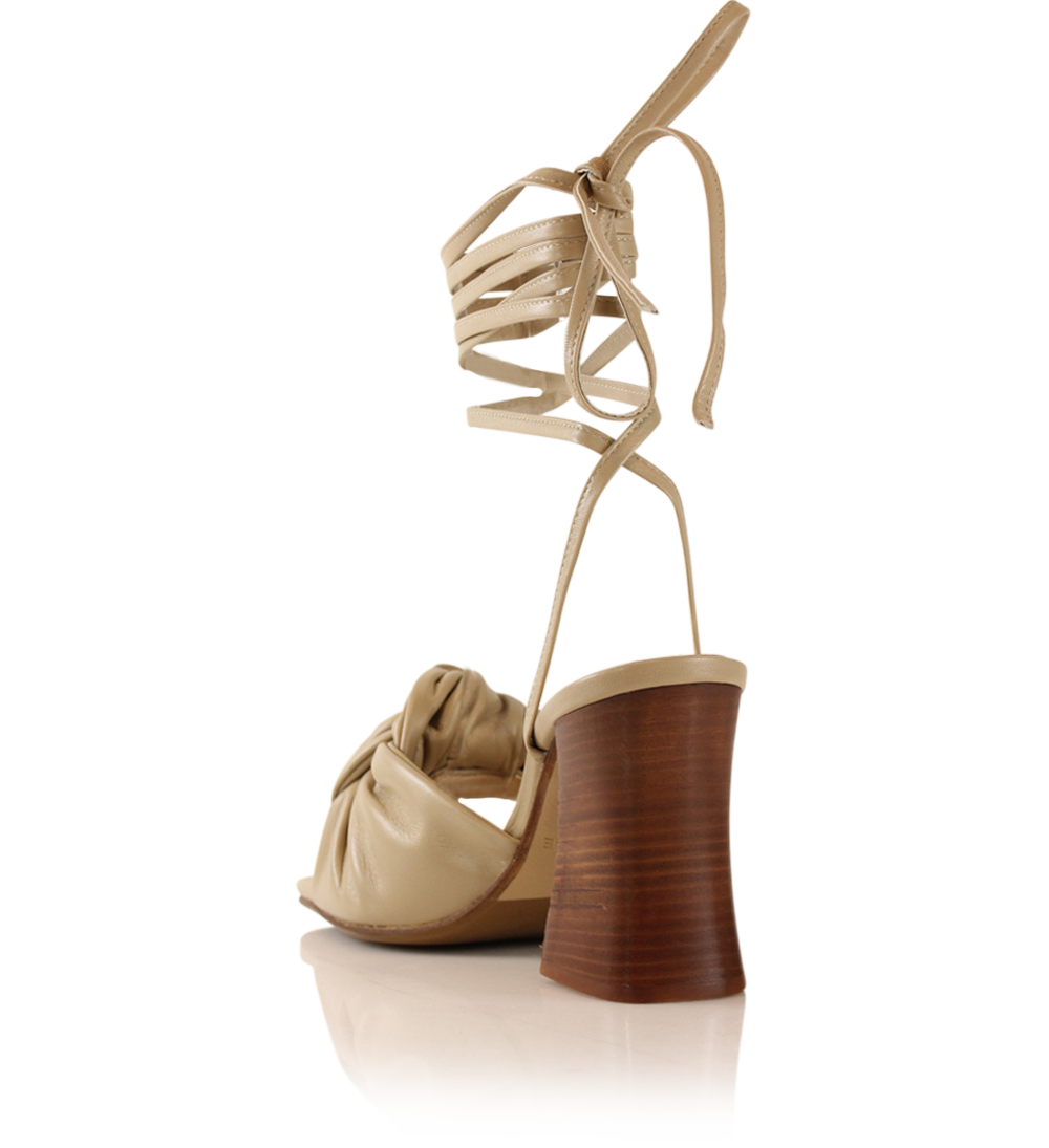 Laura 85 sandaler, nude læder