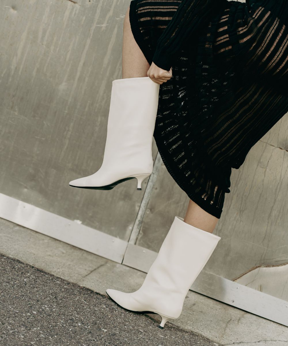 Greer 40 boots, off-white leather