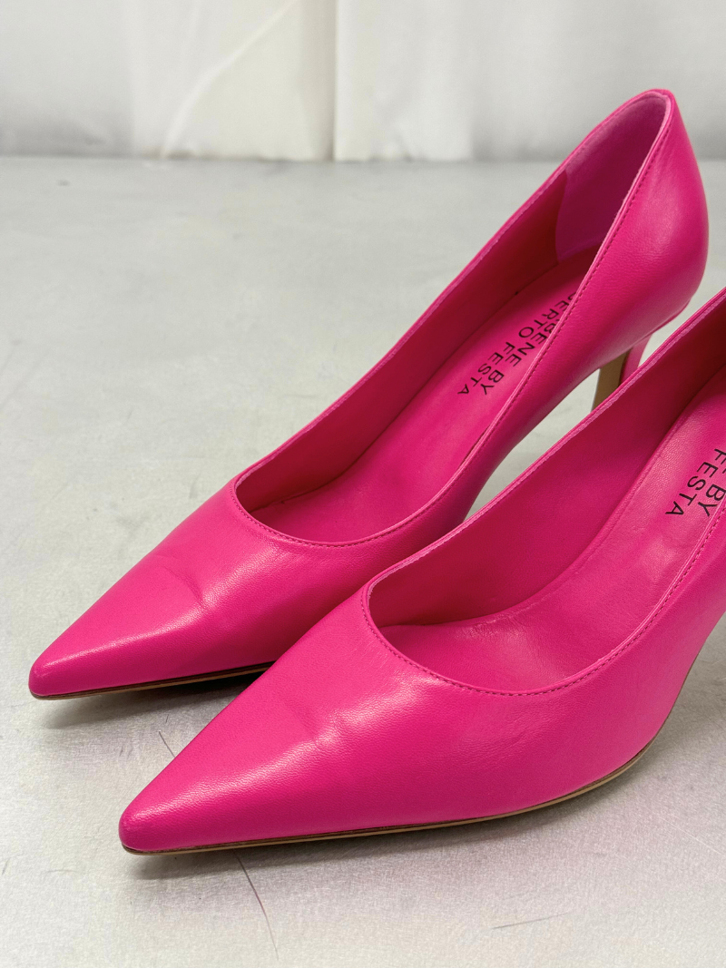 Pink Pumps, str. 41