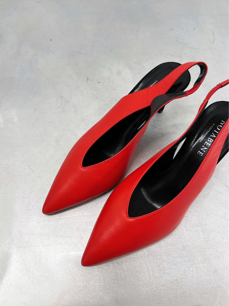 Red slingbacks with heel, size 37,5