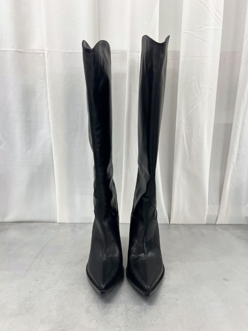 Knee-high boots with pointed toe and western-inspired details, size 40