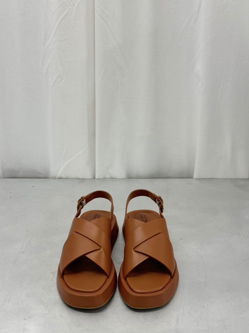 Brown leather sandals with chunky sole, size 42