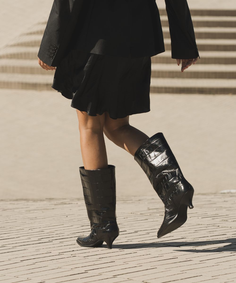 Yovanna boots, black crocodile