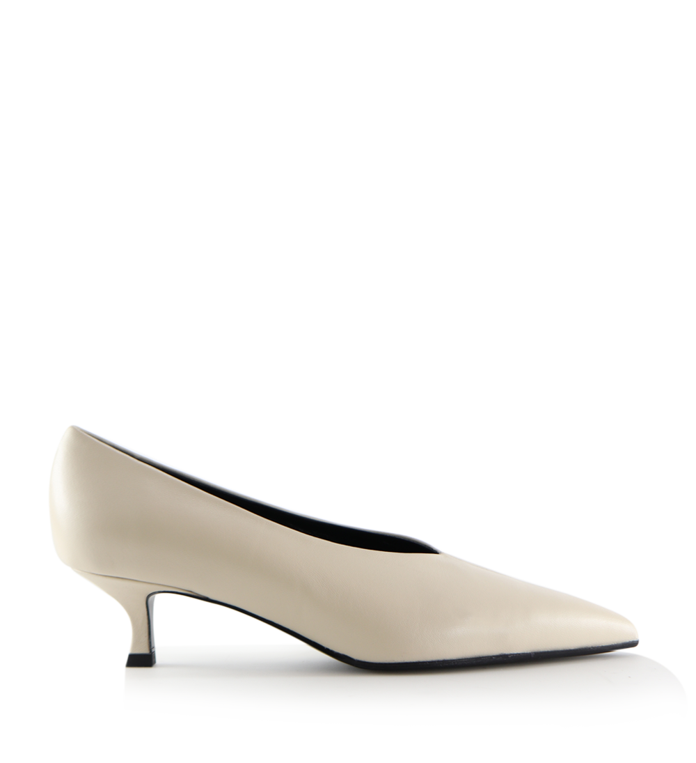 Gaia 40 stilettos, off-white leather
