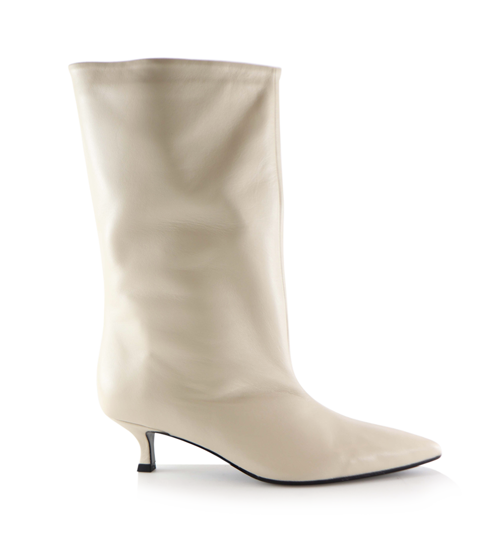 Greer boots, off-white leather