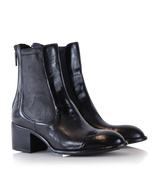 NORMA, Black Leather