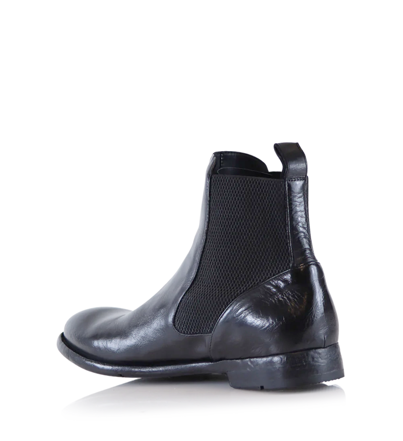LUCA, Black Leather