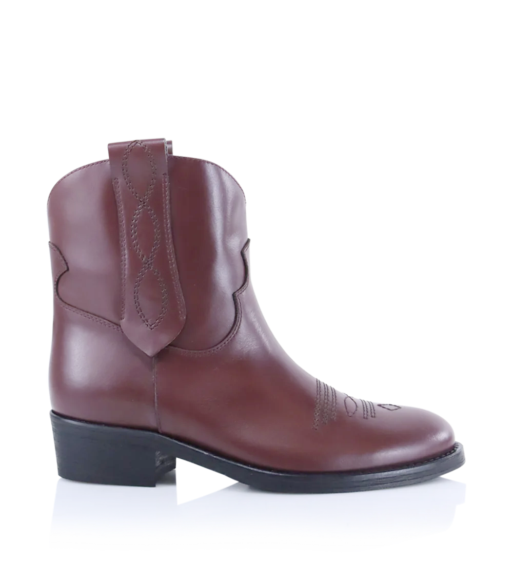 Anne boots, chestnut leather