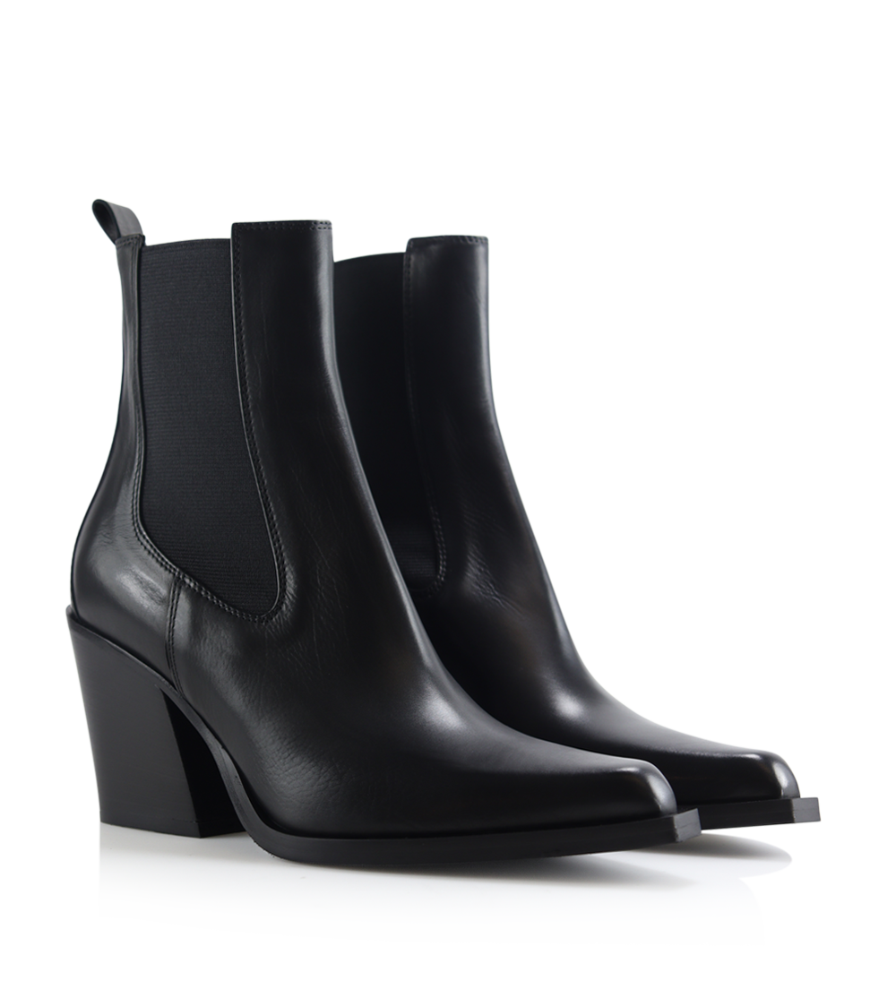 Lulu boots, black leather