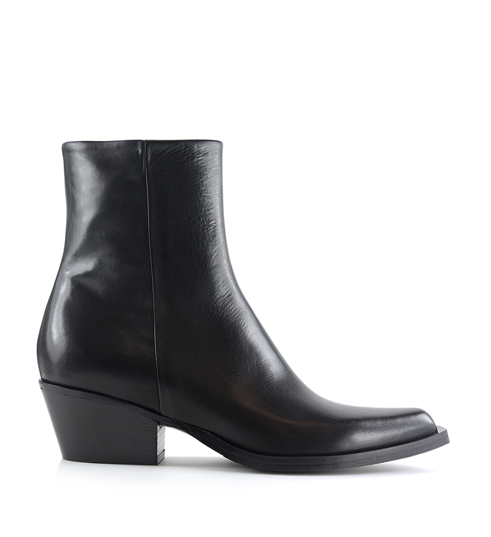 Lucy boots, black leather