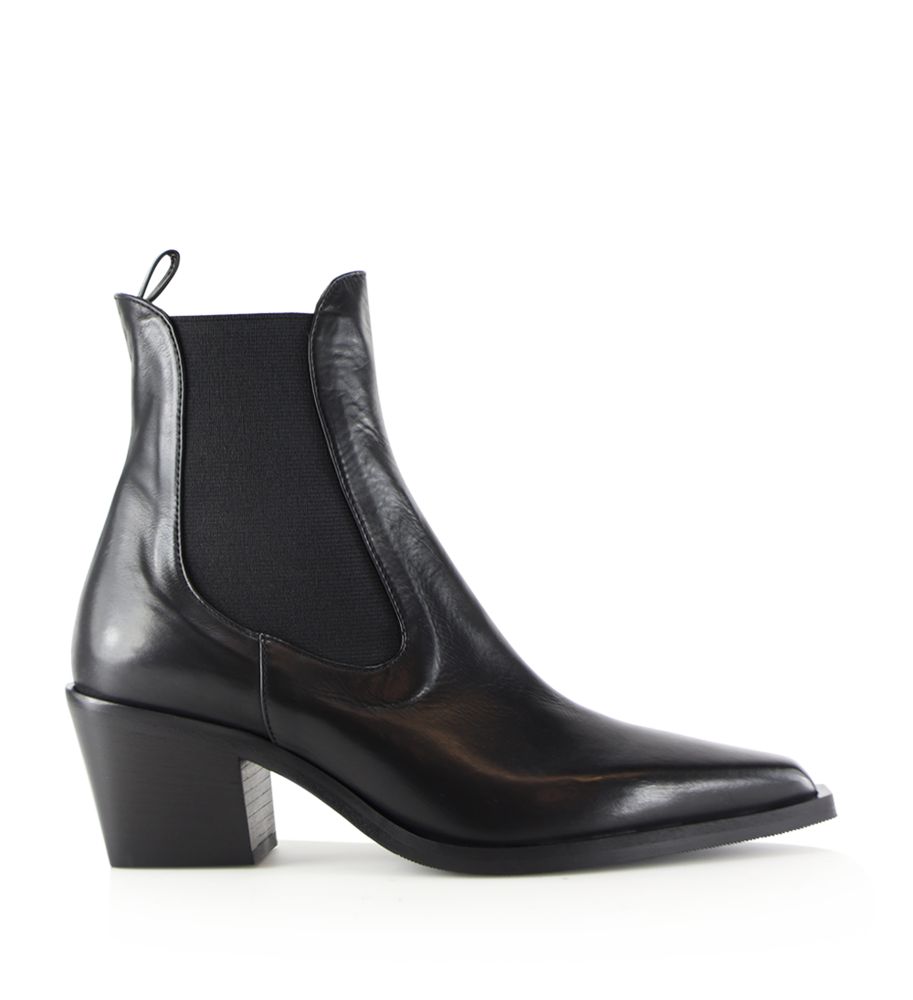 Luna boots, black leather