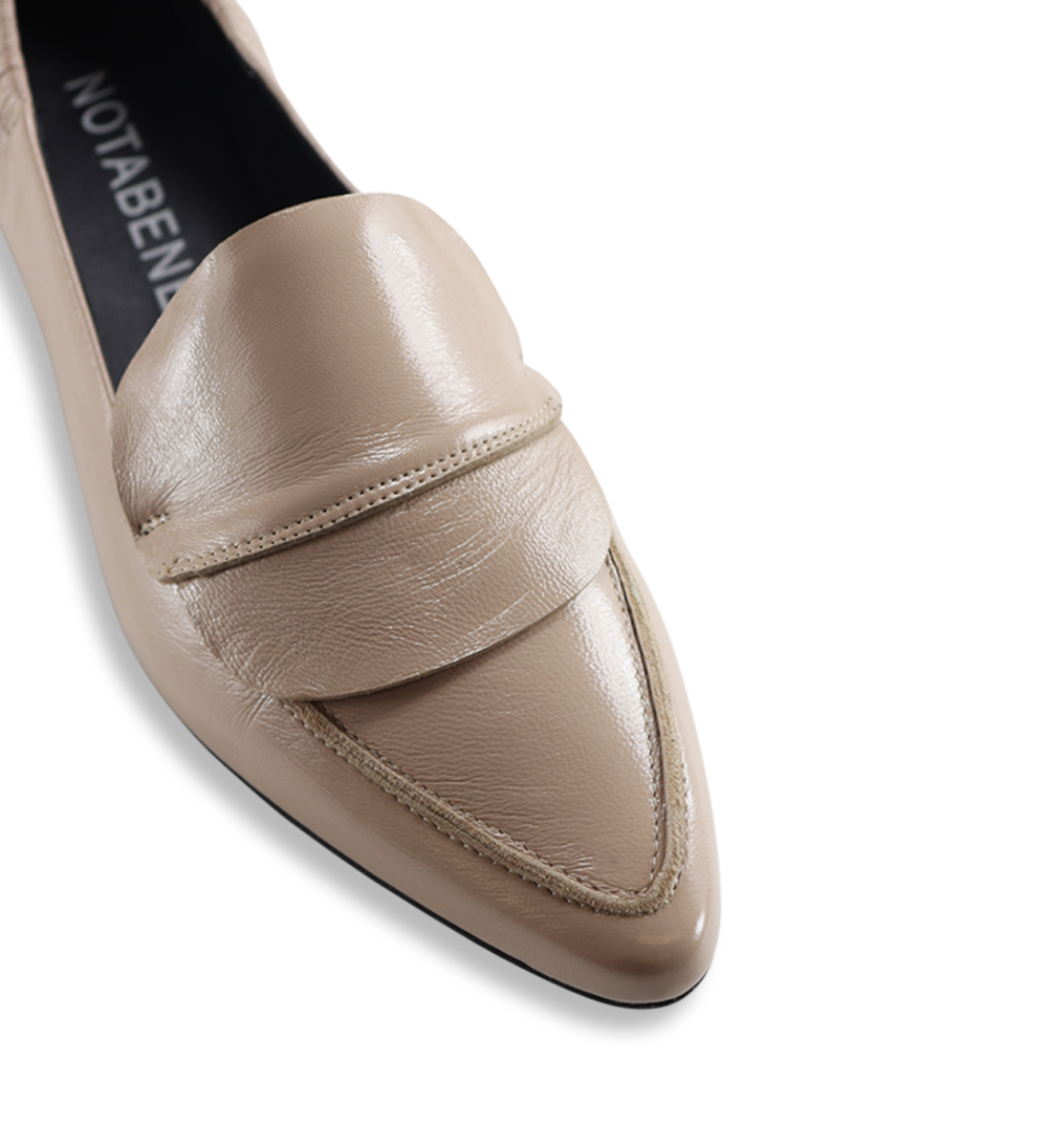 Romy II loafers, nude lak