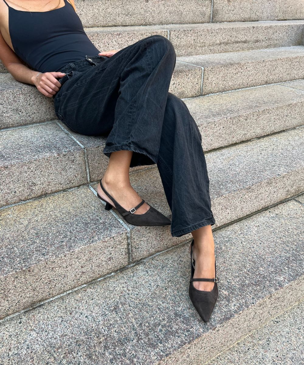 Elina 50 slingback stiletter, mørkebrun ruskind